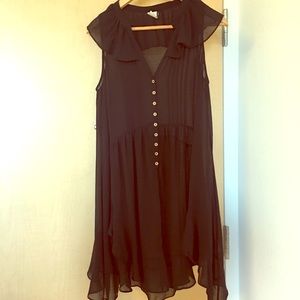 Akemi + Kin devon sheer ruffles pleat tunic!